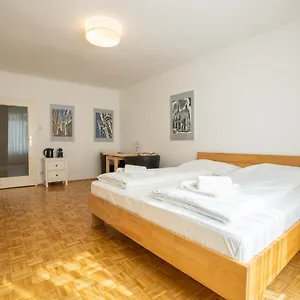  Apartment Living - Stephansdom Austria