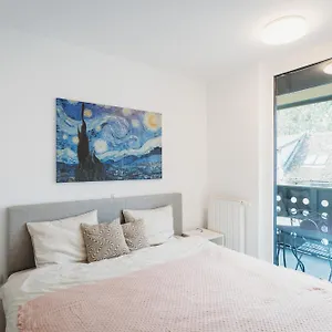  Apartment Peaceful Little Retreat, Spacious Free Garage Park Slovenia