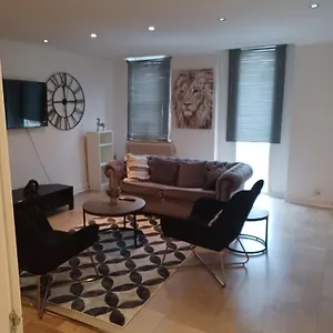  Apartment Quebec 2br Theatre United Kingdom